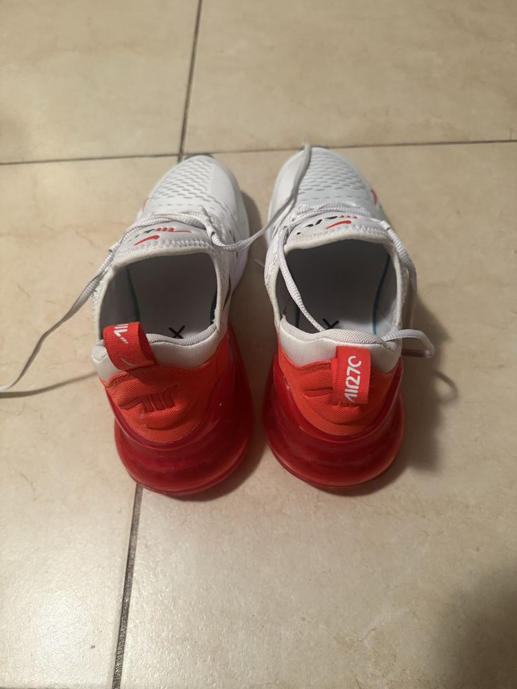 Nike Air Max 270