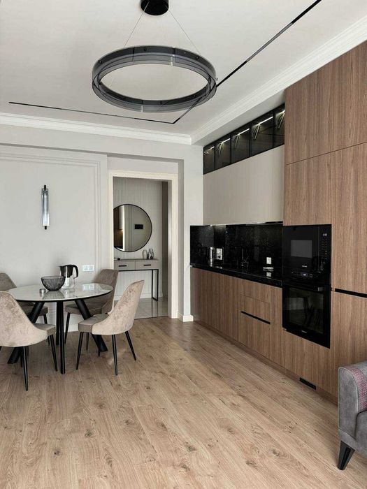 СВЕТЛАЯ КВартира на Максим Горьком у Метро Дархан/ц 1/ Пушкин   2/5/9