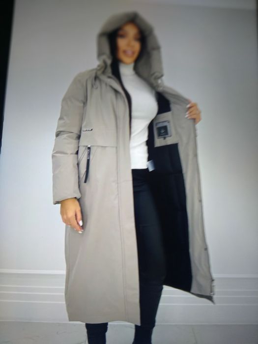 Пальто пуховик .