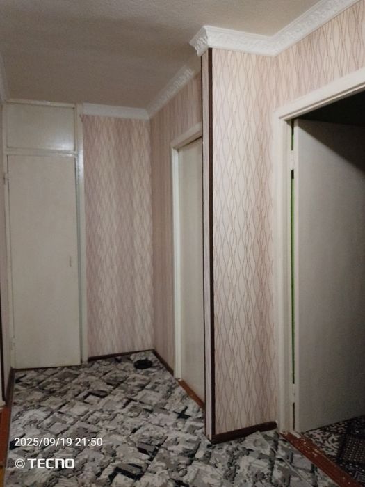 Uy kvartira manzil fargʻona sh zakanal lazzat magazeni orqasida joylas