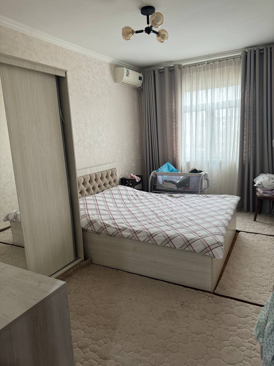 Продается 4х комнатная квартира , Дархан, МирзоУлугбекский район