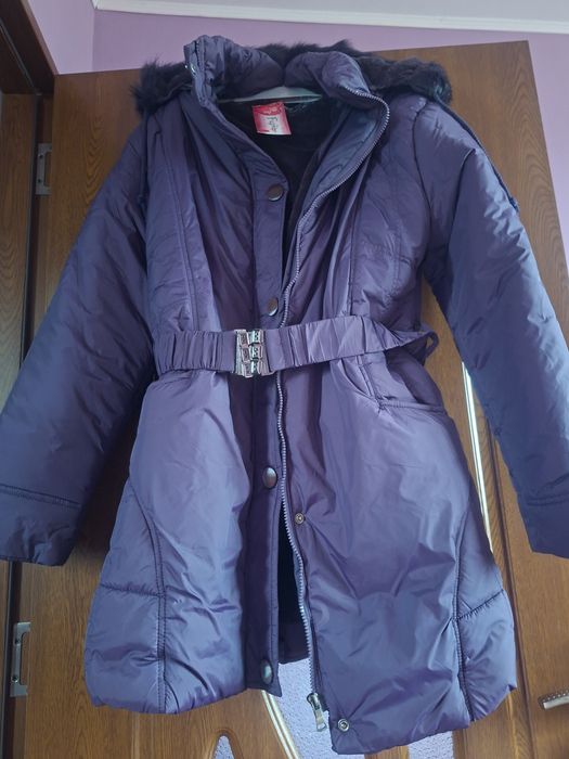 Vând Geacă Damă cu Glugă și Blanita Mărimea XL Nouă