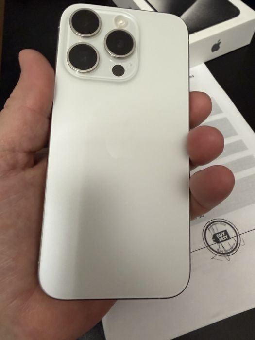 Продавам iPhone 15 Pro