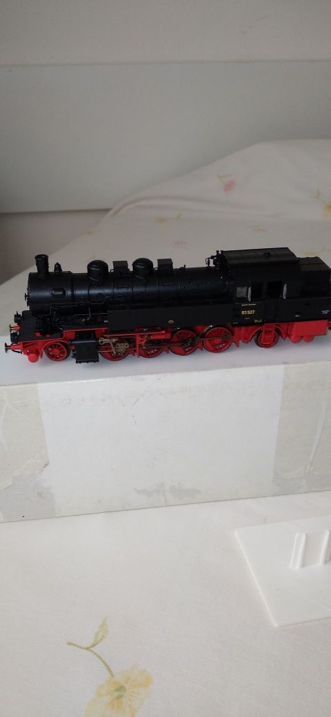 Locomotivă cu aburi BR 93 527 ROCCO