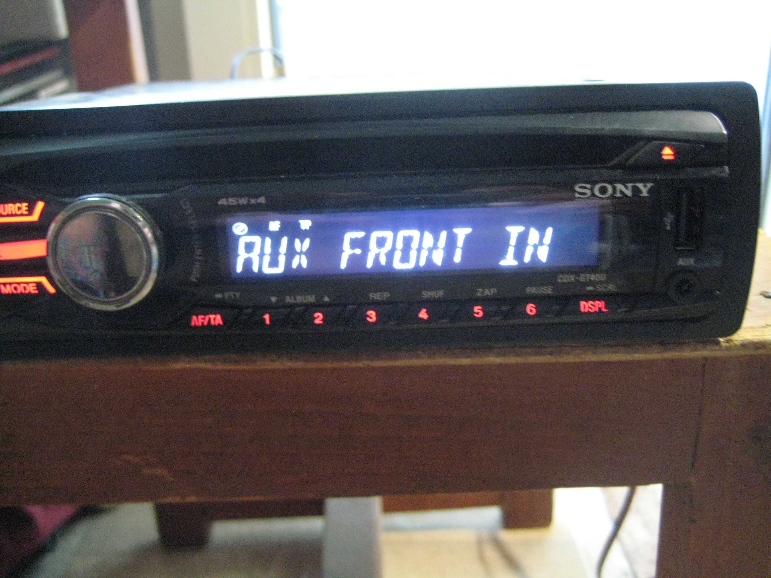 Продавам SONY CDX-GT40U 45WХ4