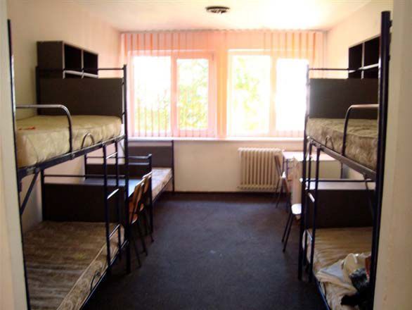 Cazare  muncitori angajați  Obor Titan Pipera Berceni Voluntari