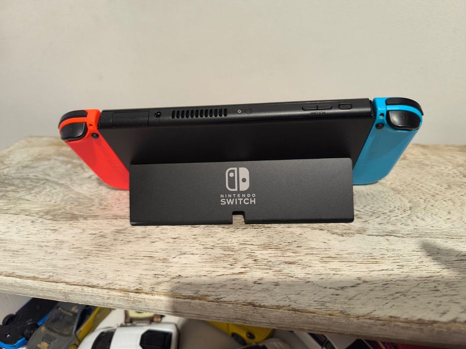 Електронна игра  Nintendo swirch oled