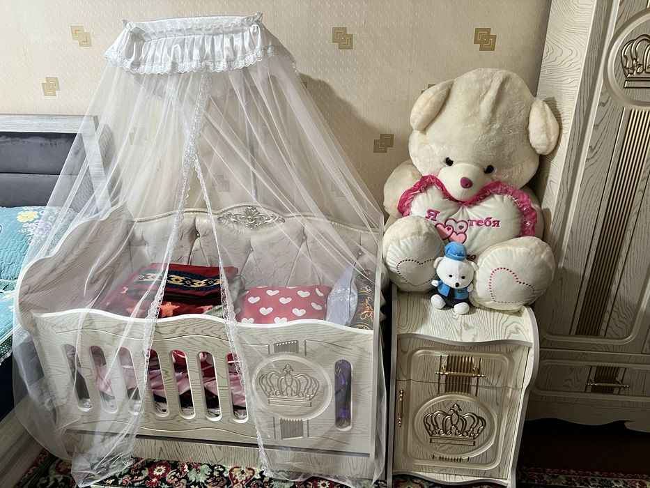 Детский комплект мебели