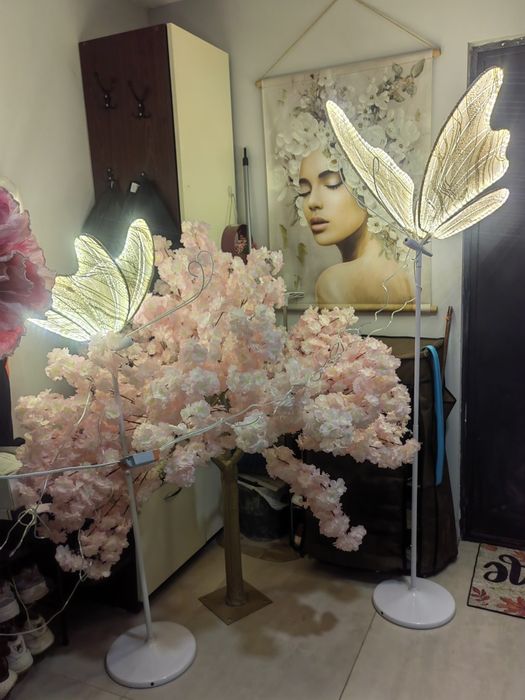 Светещи пеперуди