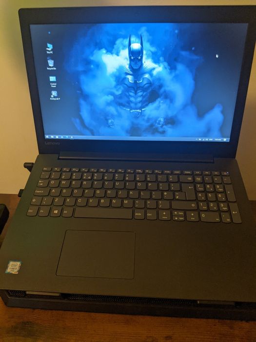 laptop Lenovo i3 gen 6 1000 gb 8 gb ram