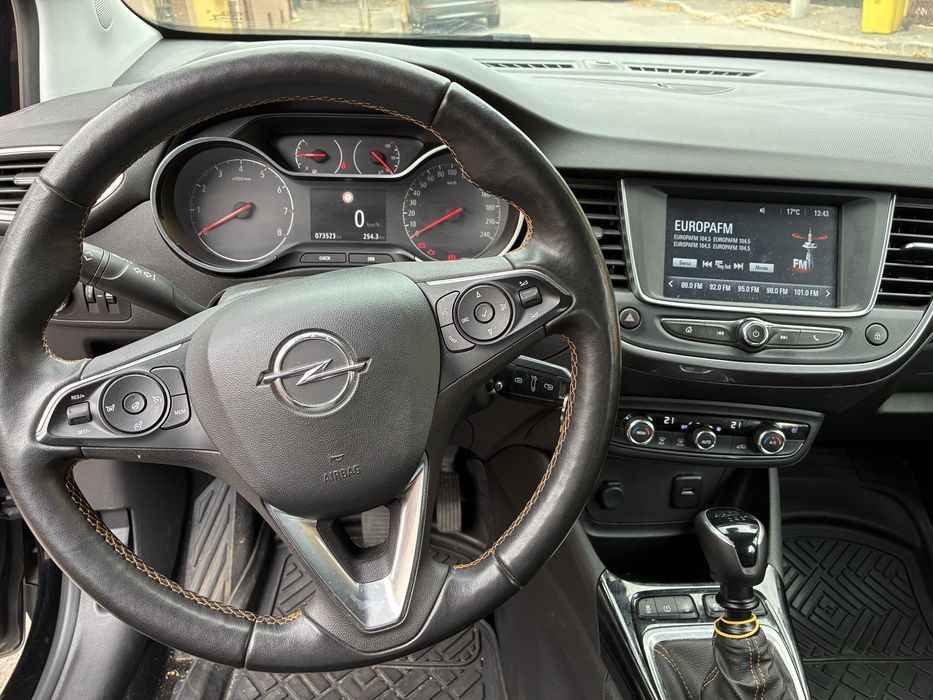 Opel Crossland X