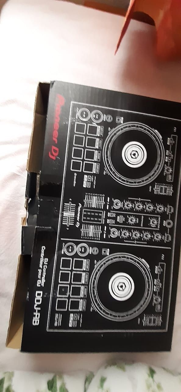 DJ контролер DDJ-RB