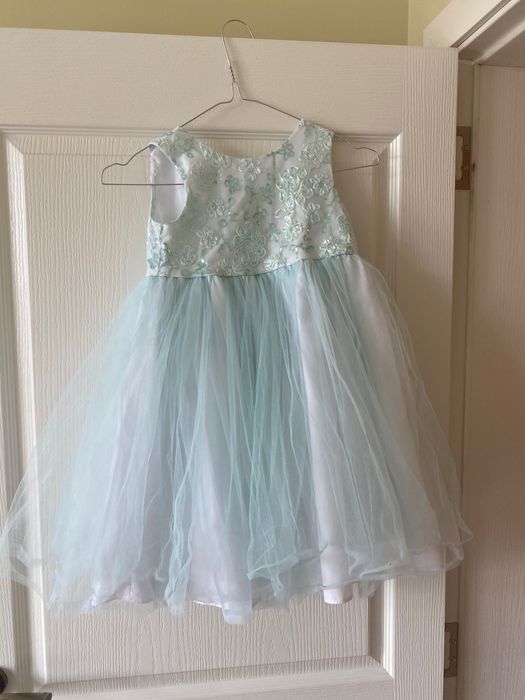 Официална шаферска коледна Елза стил