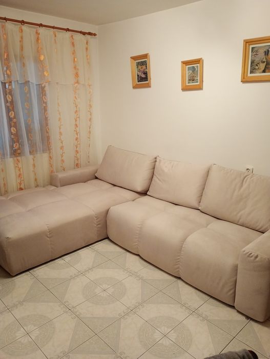 Vând colțar extensibil