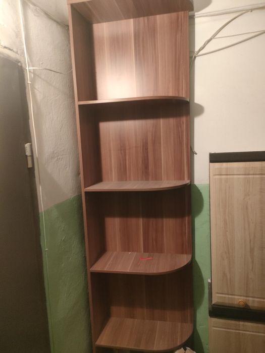 Продается угловой шкаф