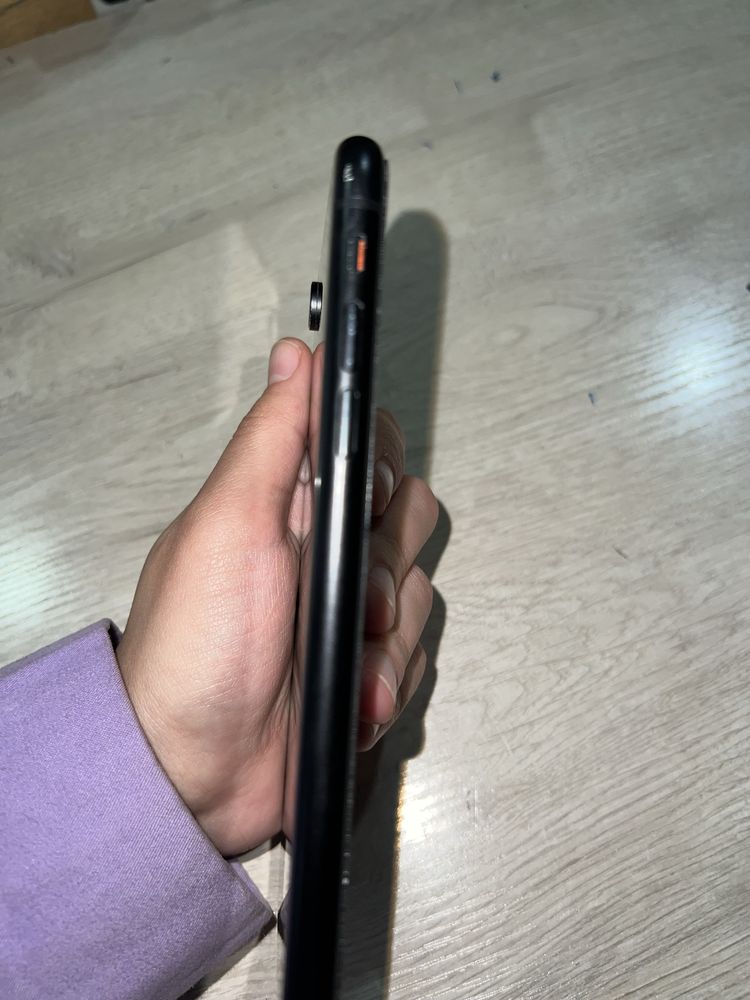 iPhone Xr срочно