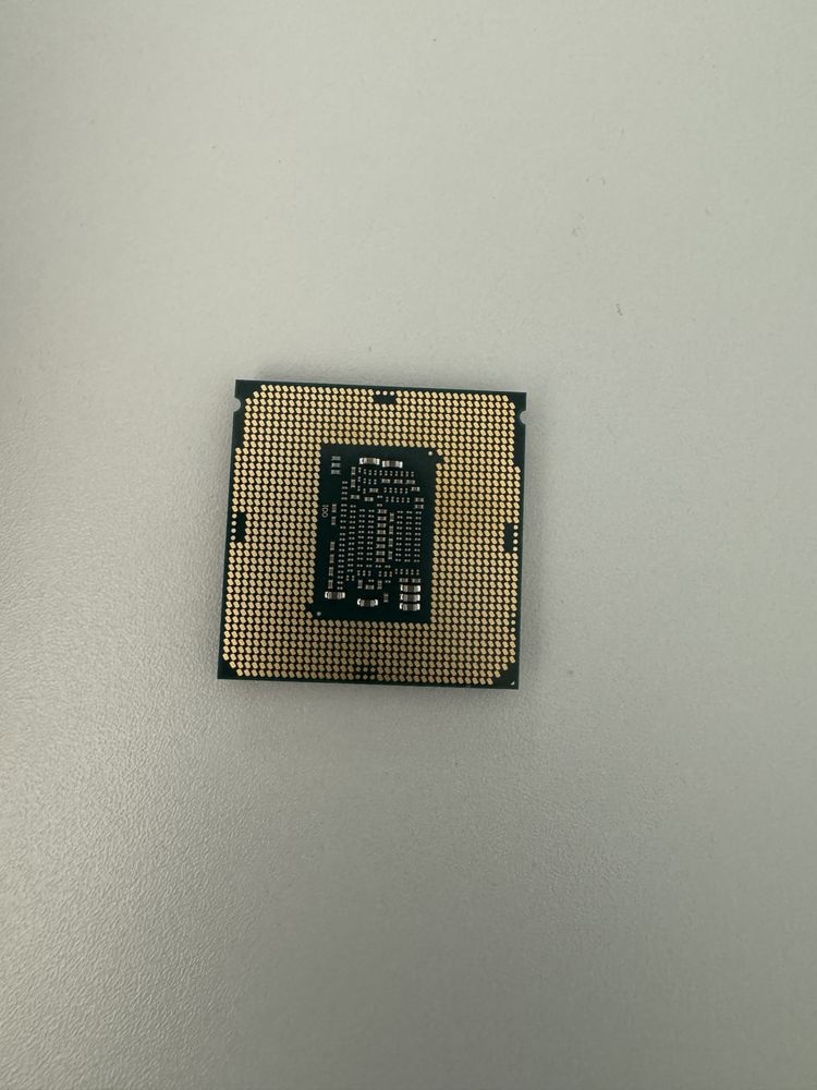 Процесор Intel Xeon E3-1270v6 SR326 сокет LGA1151