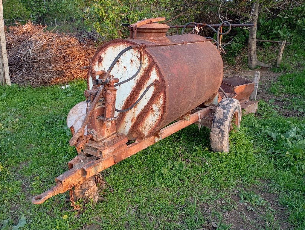 Traktor 28,  boʻchka
