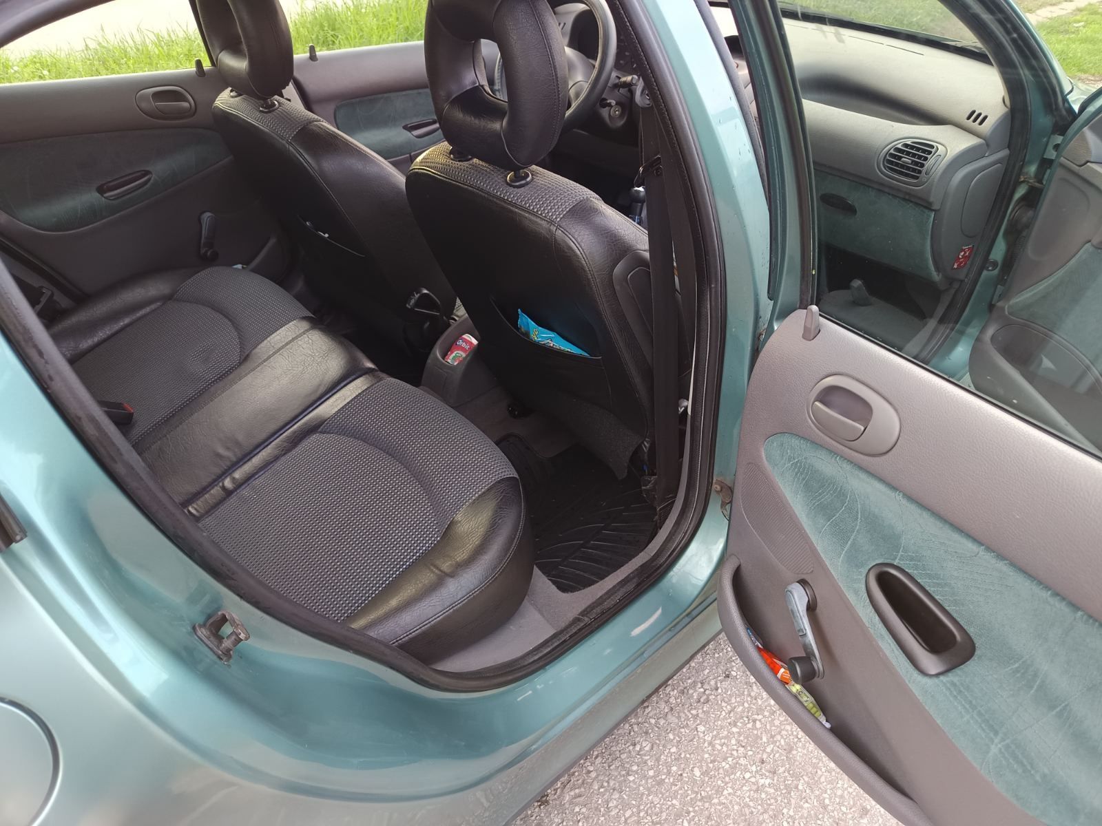 Peugeot 206 2.0 HDI *КЛИМАТИК *