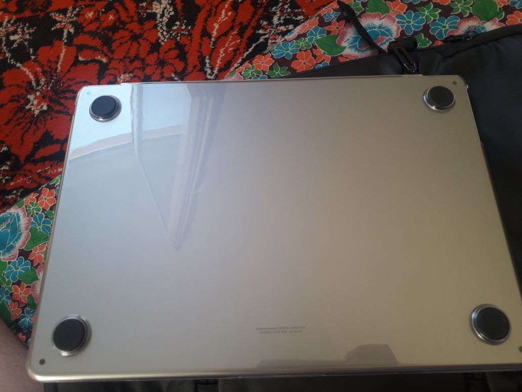 Macbook Air M3 2024