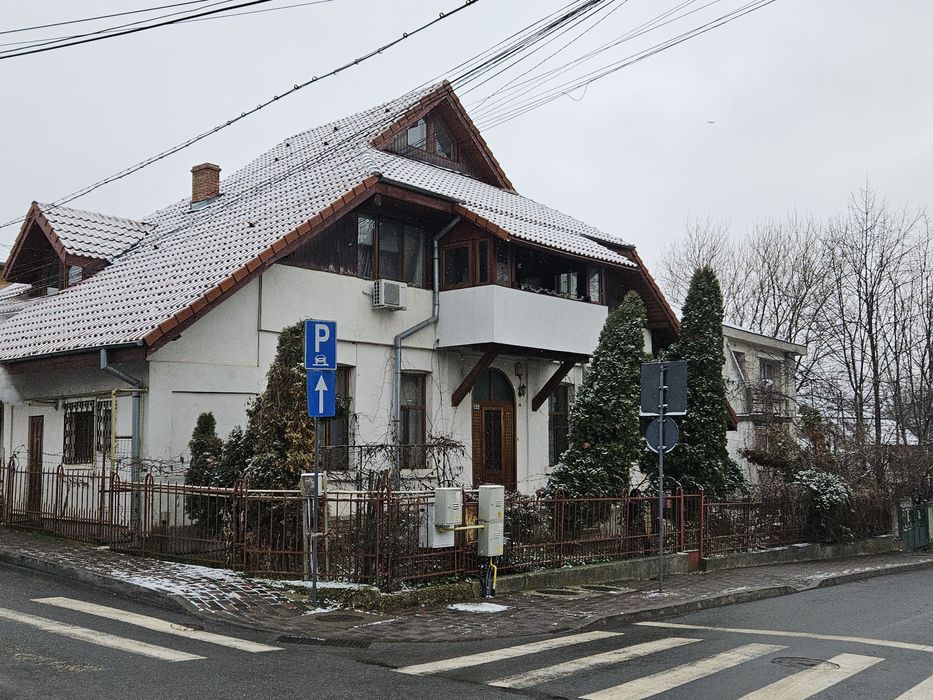 Vila in Copou (parțial) de închiriat