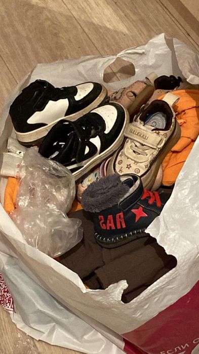 Отдам вещи детские