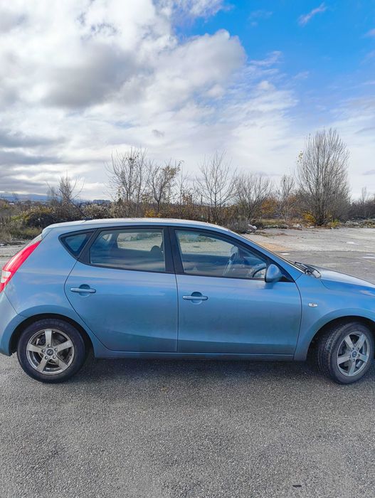 Hyundai i30 1.6 Газ