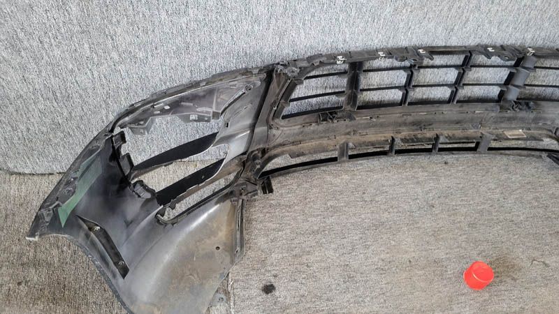 Porsche Macan 2016/2020 95B GTS TURBO bară originală mic defect BF1954