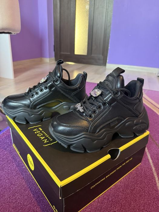 Обувки   Buffalo