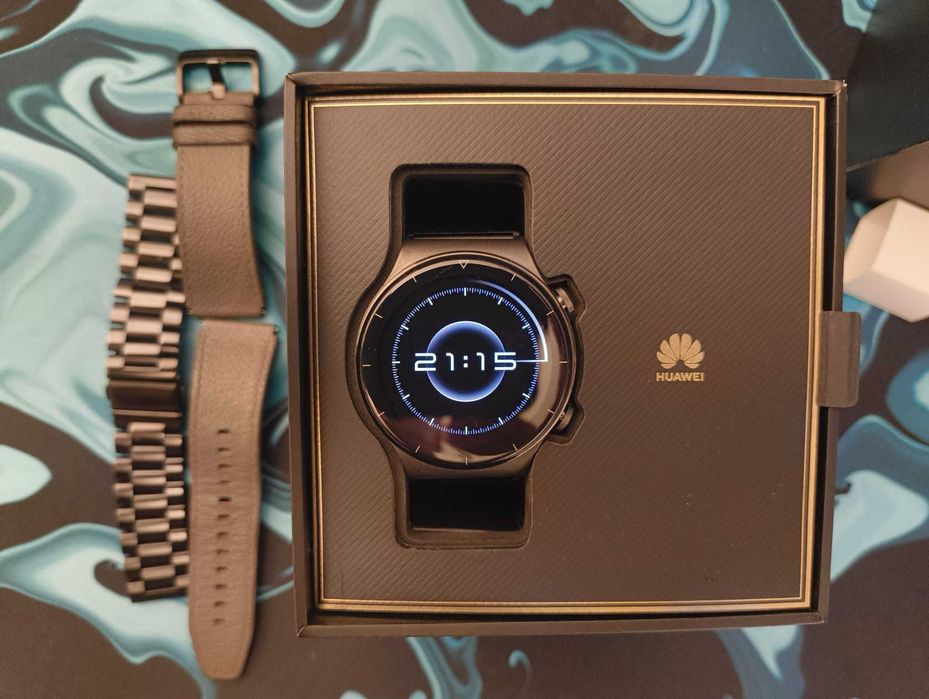 Smartwatch Huawei GT 2 PRO + 2 curele originale + folii de protectie