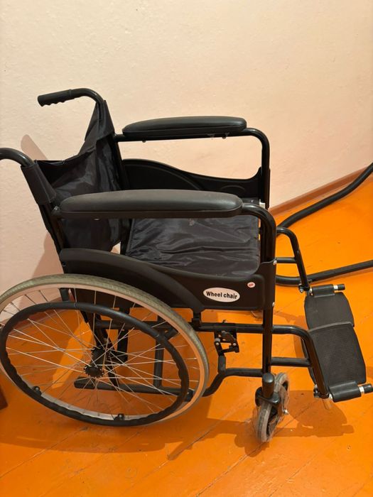 Инвалидное кресло