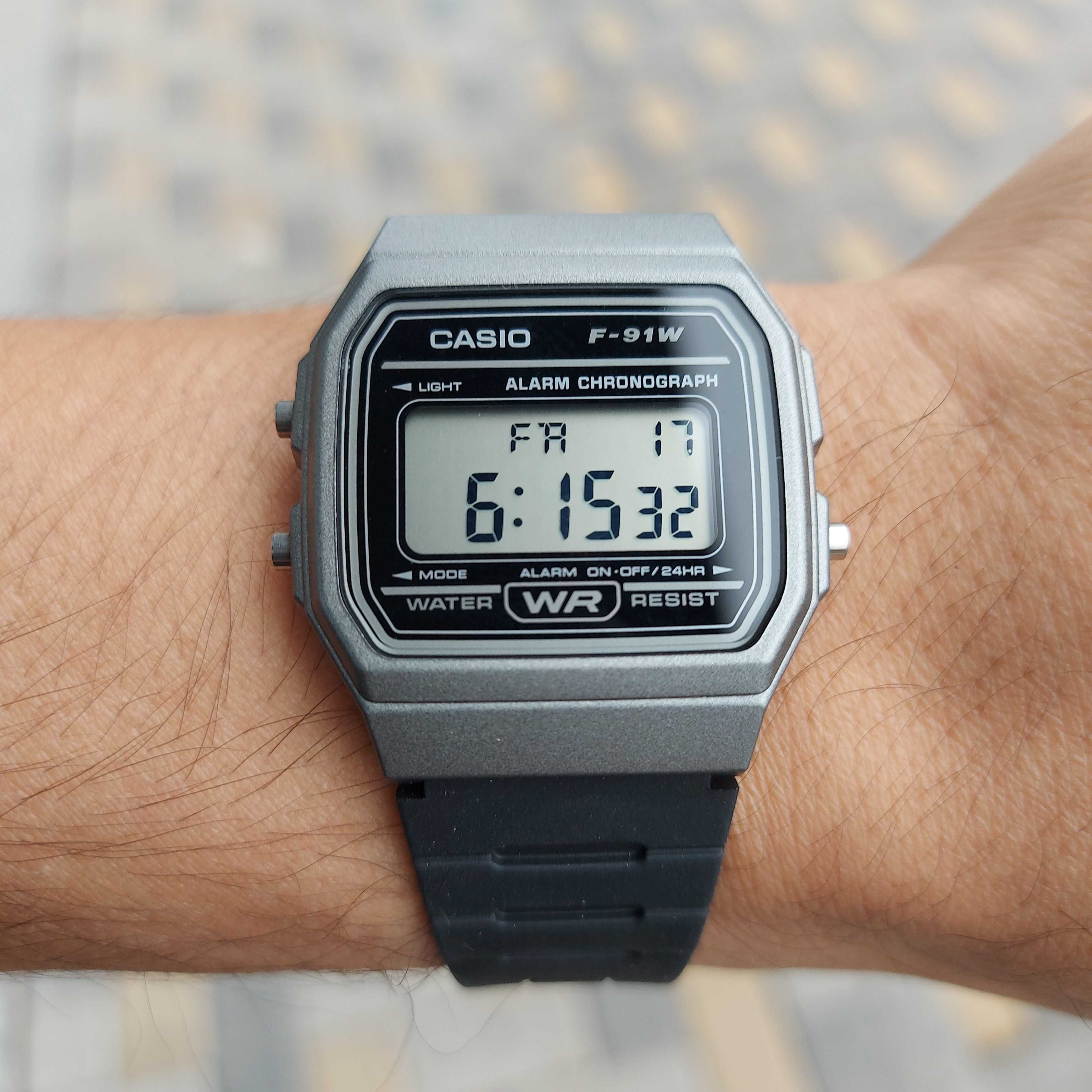 Электронные наручные часы Casio F-91. Винтажные. Оригинал. Монтана.