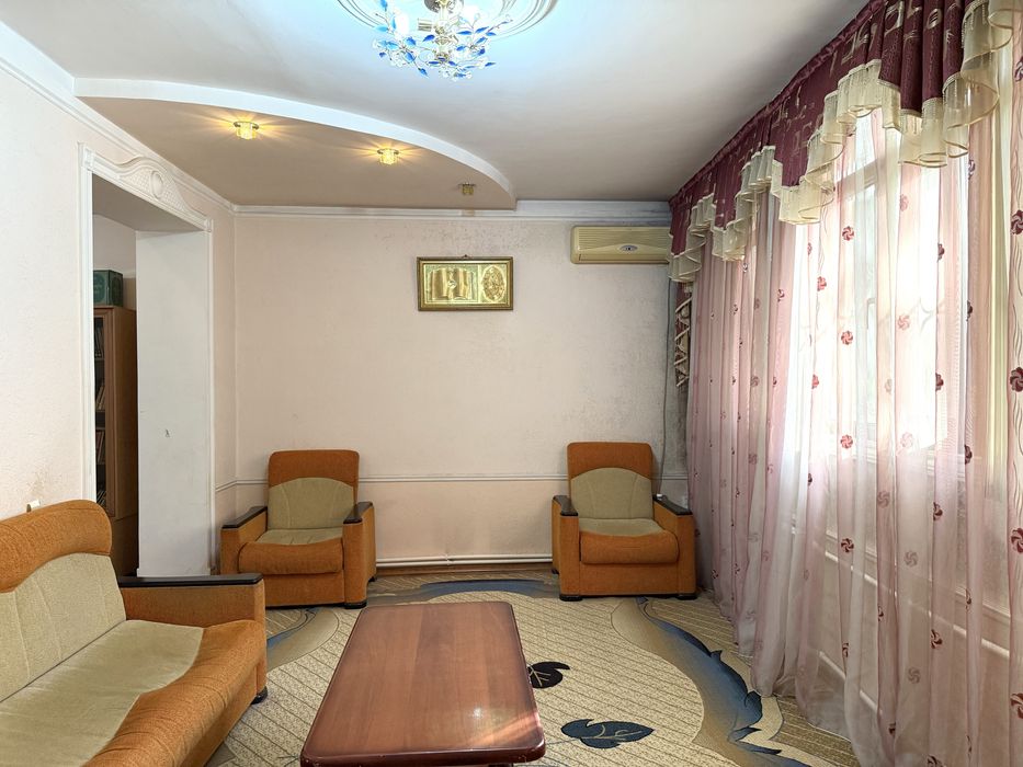 Пять комнат 5/1/4 77-ая Серия, Лисунова, Кинотеатр, Кадышева балкон3х6