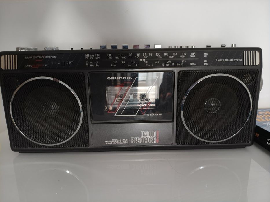 Radiocasetofon stereo Grundig
