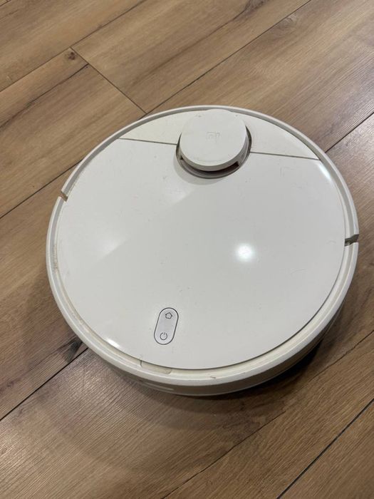Продается робот пылесос