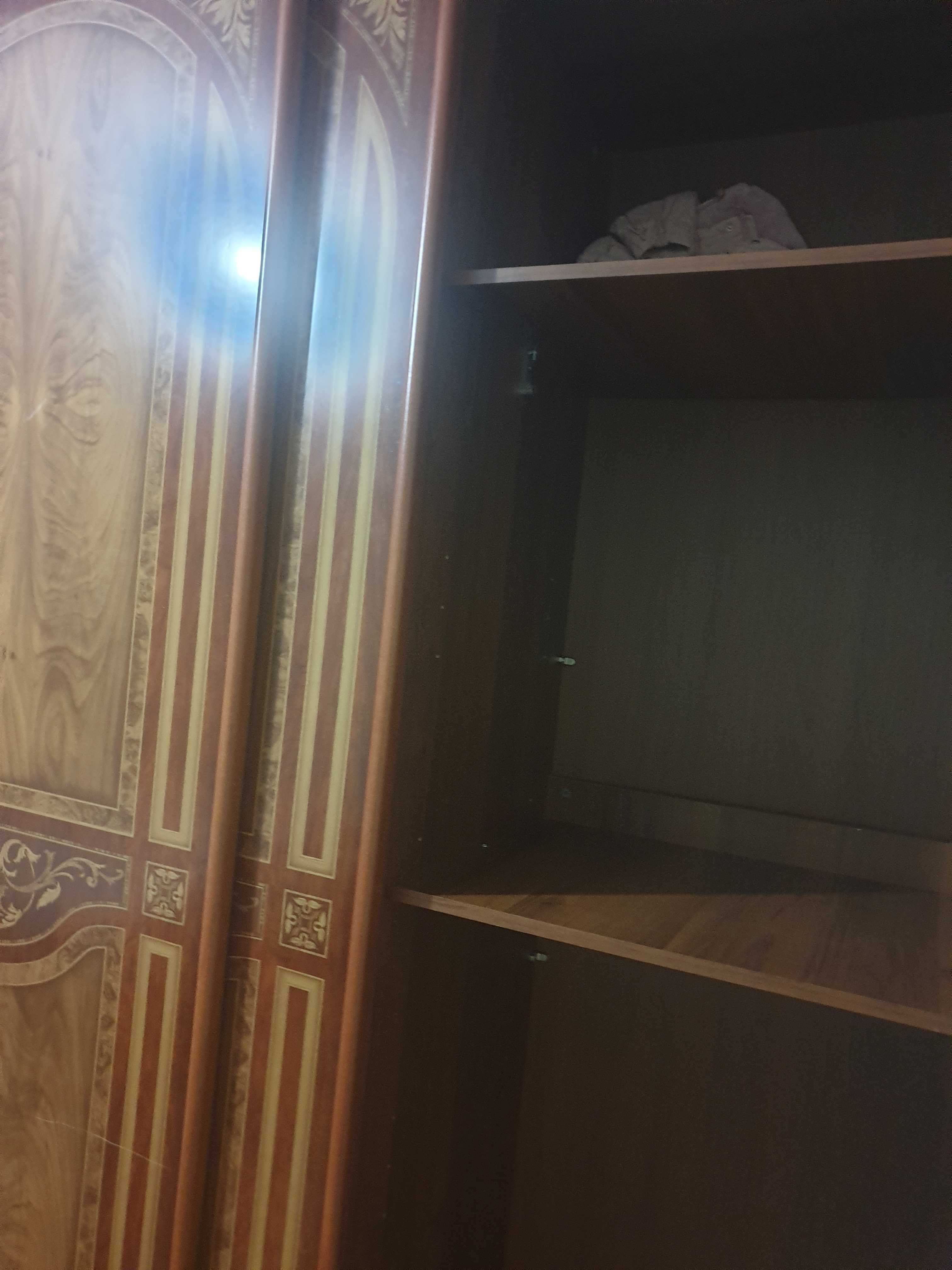 Шкаф Италия для одежды