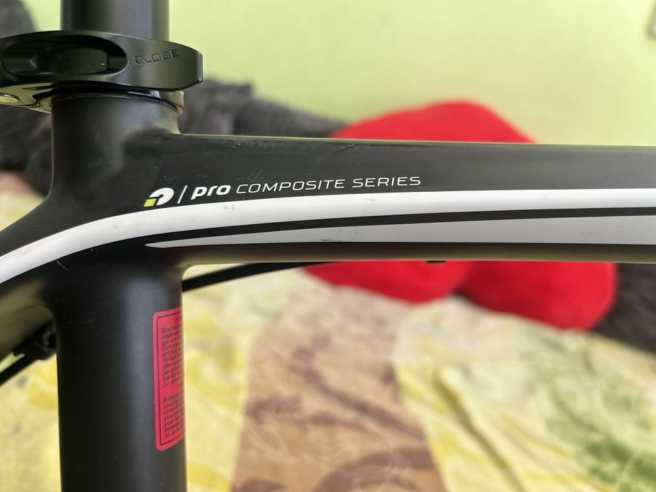 Cube Reaktion Carbon