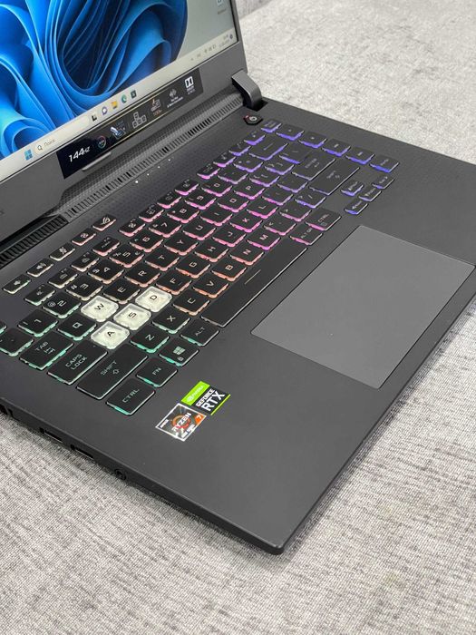 Asus Rog Strix G513EI