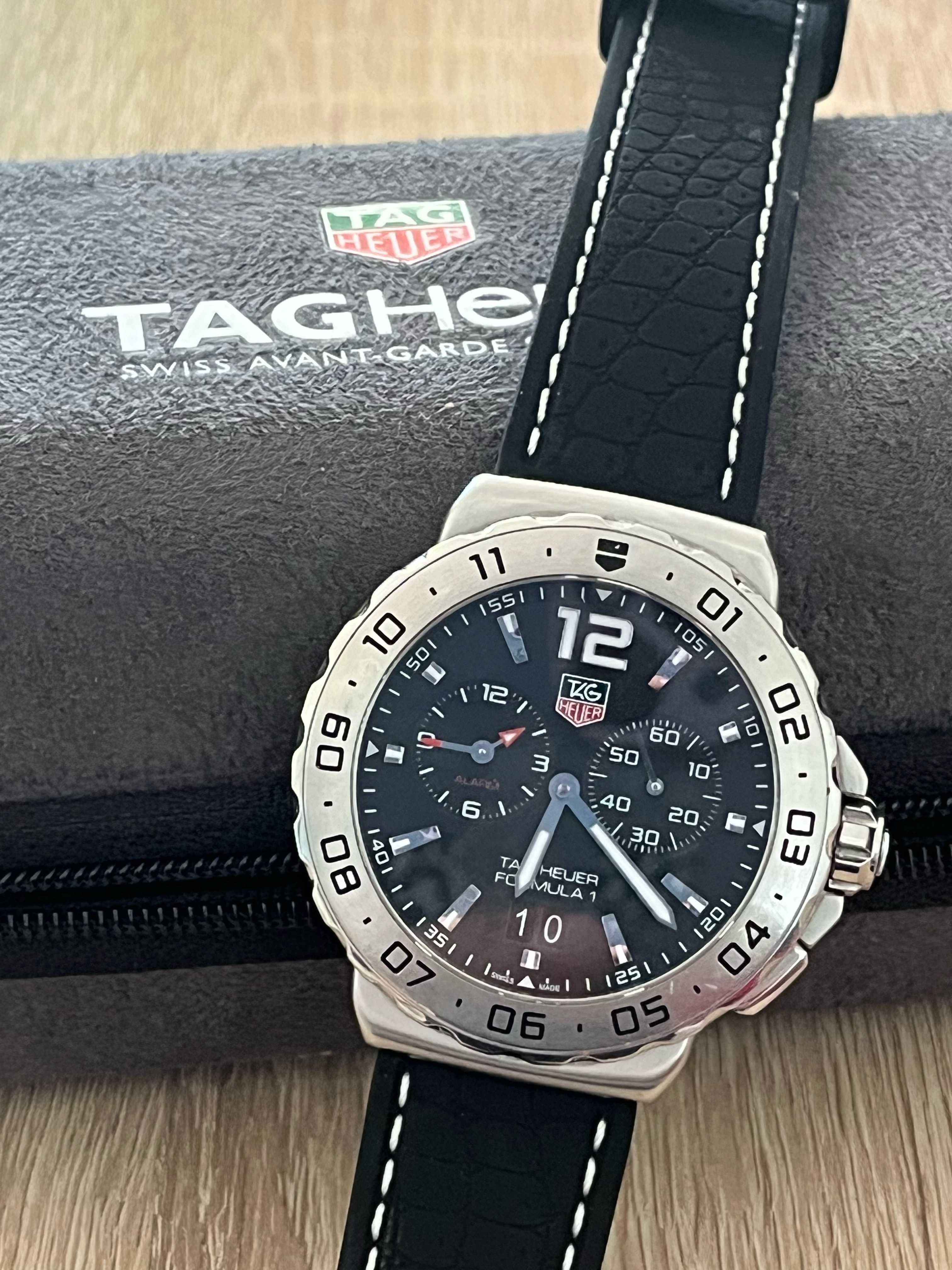 TAG Heuer - Formula 1 - WAU111A