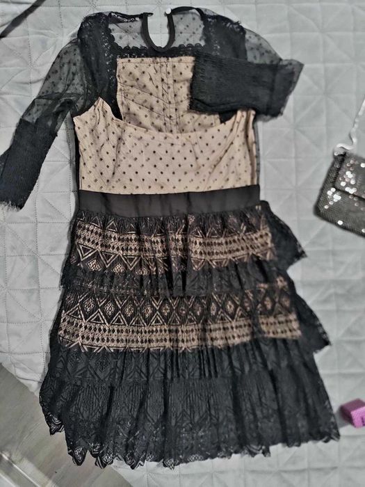 Рокля от черна дантела xs/s