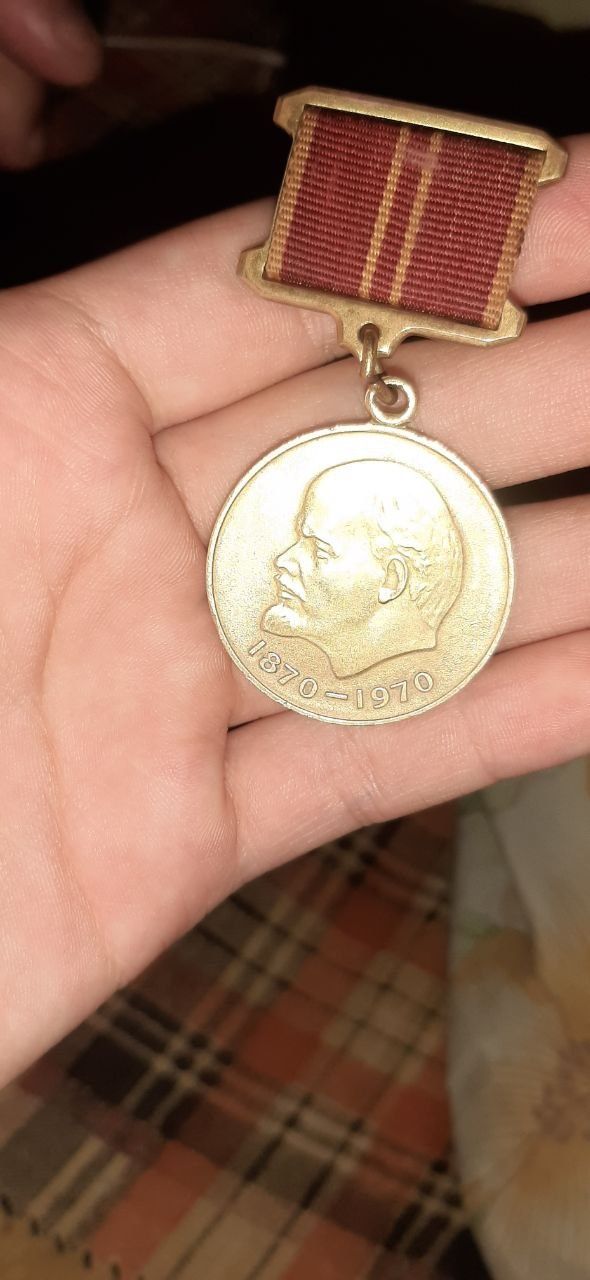 Medal sotiladi srochni