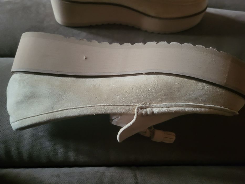 Mocasini, piele întoarsă
