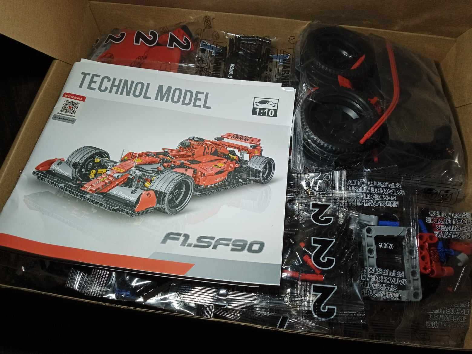 NOU Masina technic TIP lego Ferrari F1 Formula 1 1072Pcs 50x22