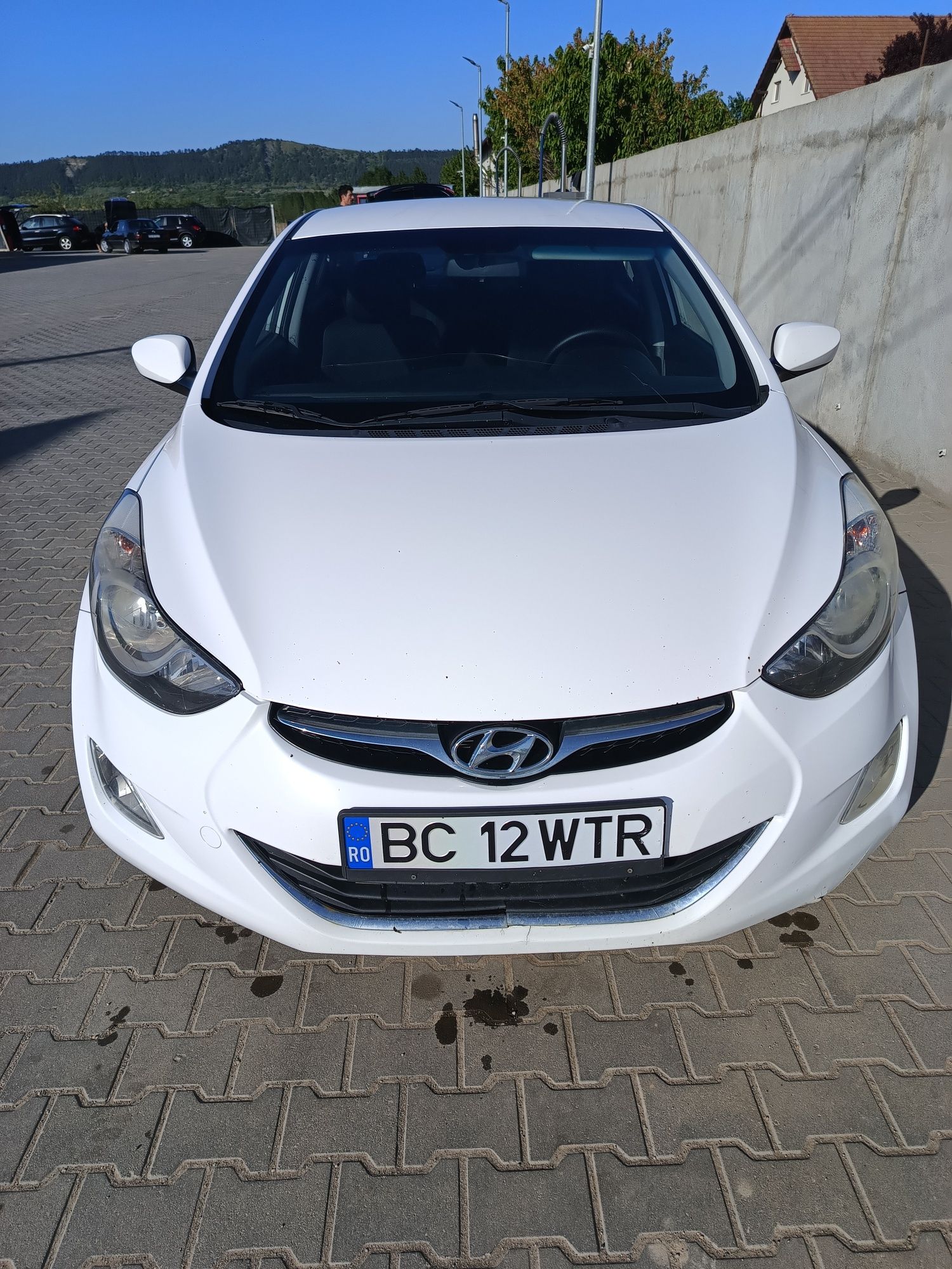 Hyundai Elantra 2012, 212000km