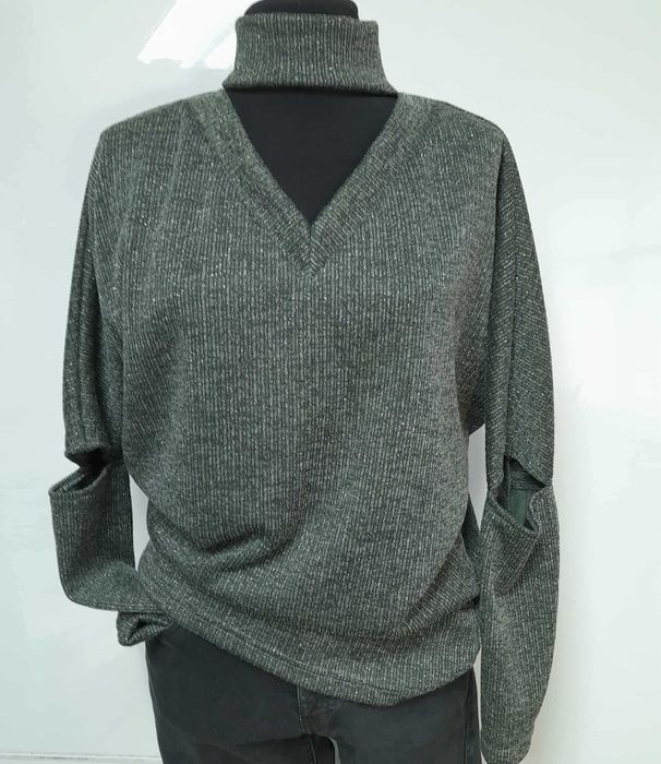 Блуза на Lucy, чисто нова