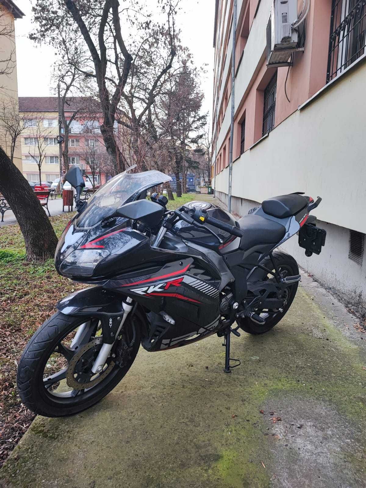 Keeway rkr 125 categoria A1