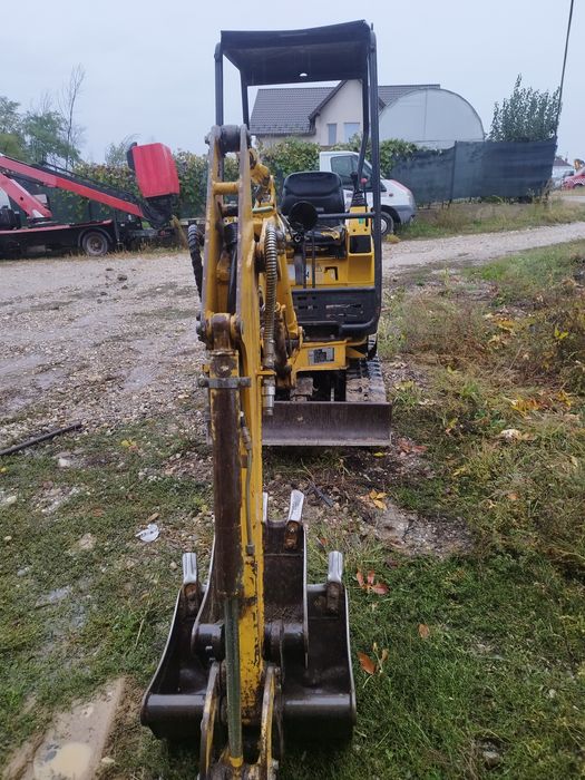 Miniexcavator Komatsu 1, 5 t variante