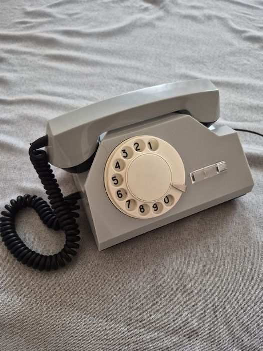 Домашный телефон.