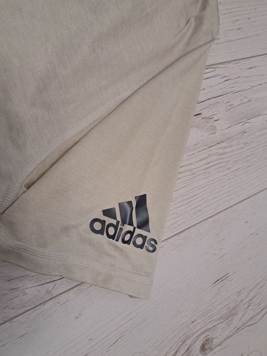 Adidas -Ориг.тениска