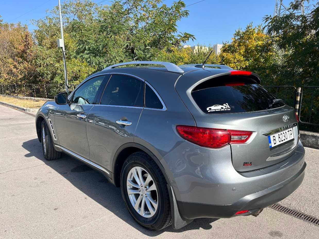 Infiniti QX70 3.7